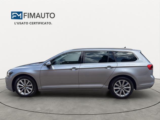 Volkswagen Passat Var. 2.0 TDI 150 Cv DSG Business - 2022 - Foto 3