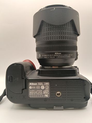 Nikon D90 con obiettivo 18-105 VR - Foto 6