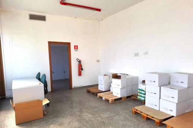 Immobile in asta di 201 m² con più di 5 locali in vendita a Elmas - Foto 20