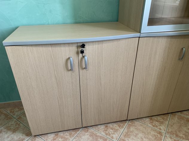 Arredo ufficio completo Mondoffice – scrivania e armadi - Foto 7