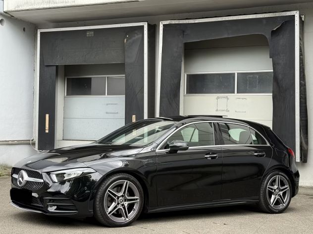 2021 Mercedes-Benz A 220 d AMG LED Pano Camera Keyless-Go