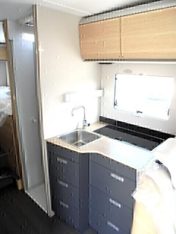 ADRIA MATRIX 670SL 60Y - Foto 10