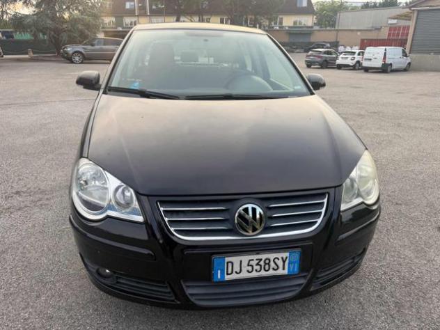 VOLKSWAGEN Polo 1.4/69CV TDI 5p. Sportline senza lavoro da fare rif. 23886430 - Foto 2