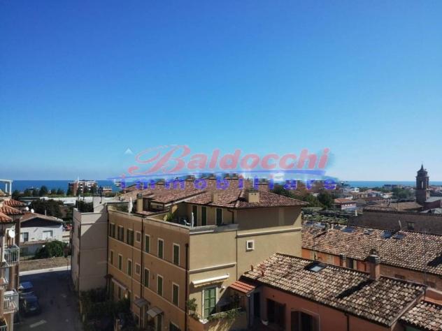 ULTIMO PIANO CENTRO STORICO VISTA MARE - Foto 7