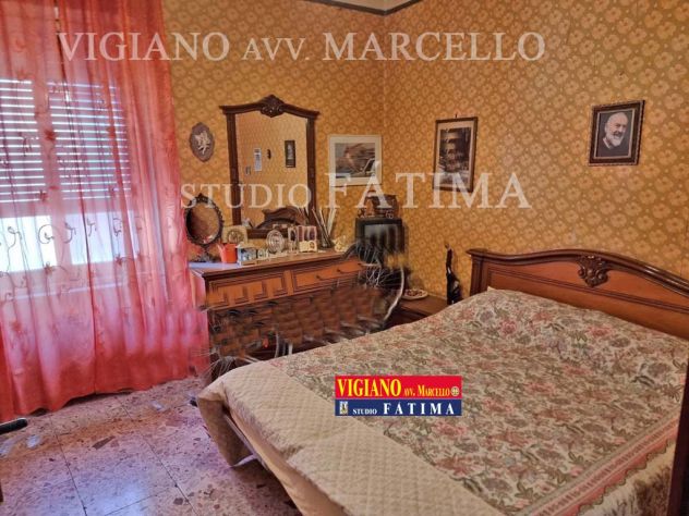 FOGGIA - VENDESI -VIA ZARA 54 - 1° PIANO - VANI 3/MQ.110 + PIANO TERRA MQ. 25 - Foto 3