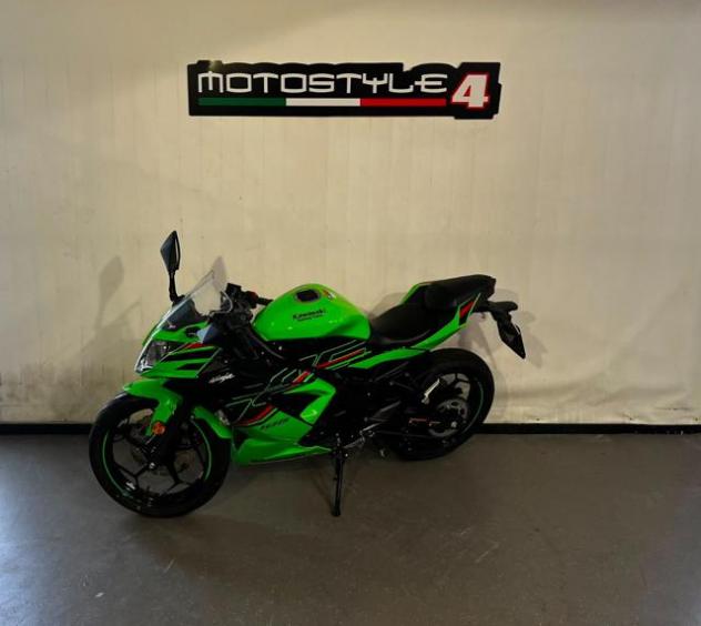 KAWASAKI NINJA 125 ABS 2024 - Foto 2