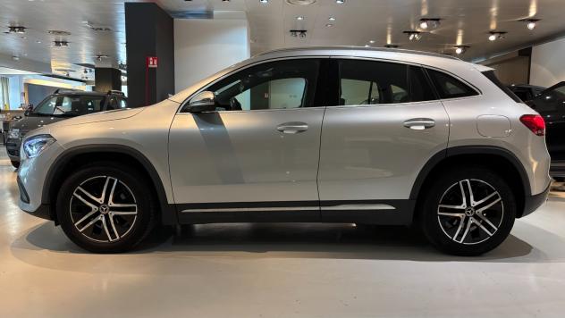 MERCEDES-BENZ GLA 200D 2.0D 150CV - 2021 - Foto 7