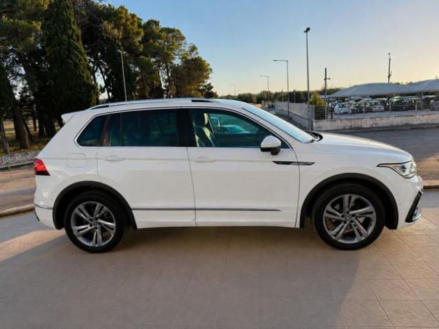 VOLKSWAGEN Tiguan 2.0 TDI 150 CV SCR DSG R-Line LUCI AMBIENTE rif. 23947271 - Foto 4