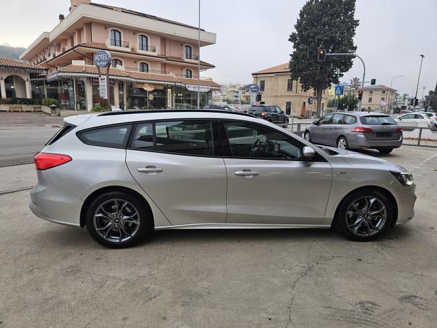 Ford Focus 2.0 EcoBlue 150 CV automatico SW ST-Line Co-Pilot - Foto 6