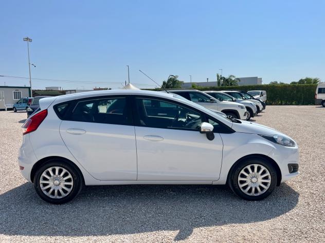 Ford Fiesta 1.5 tdci 75 cv ok neopatentati - Foto 4