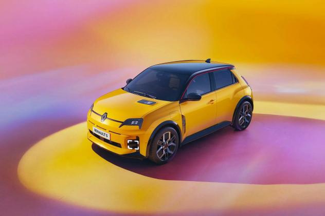 Renault 5 E-Tech Electric 40 KWH techno 120 cv urban range -- SENZA VINCOLI DI FINANZIAMENTO -- COMPRESO PASSAGGIO