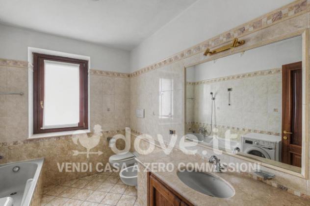Appartamento di 120 m² con 3 locali e posto auto in vendita a Oleggio - Foto 17