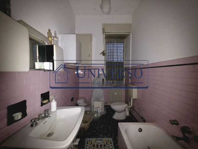 TRILOCALE DA RISTRUTTURARE LIBERO SUBITO IN CENTRO - Foto 10