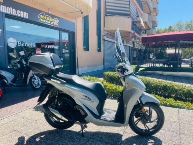 HONDA SH 150 TUTTO INCLUSO ANCHE PASSAGGIO! MINI RATE rif. 24114063 - Foto 5