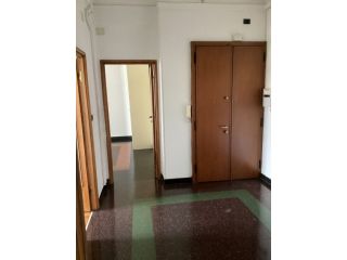 Camera singola in Corso Gastaldi - No Agenzia