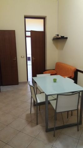 REGIONE SICILIA, CITTA’ DI PALERMO, QUARTIERE CIVICO, CAMERE ARREDATE - Foto 7