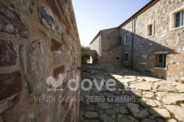 Rustico / Casale di 16000 m² con più di 5 locali in vendita a Rapolano Terme - Foto 7