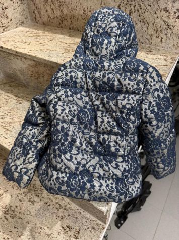 Piumino Bimba Fagottino – Fantasia Floreale Blu/Crema – 18-24 Mesi (86 cm) - Foto 4