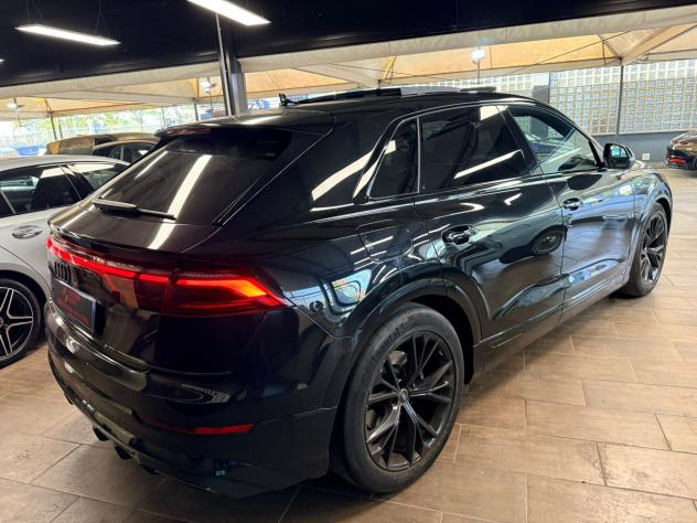 Audi Q8 3.0 tdi mhev S line edition quattro 231cv tiptronic - Foto 6
