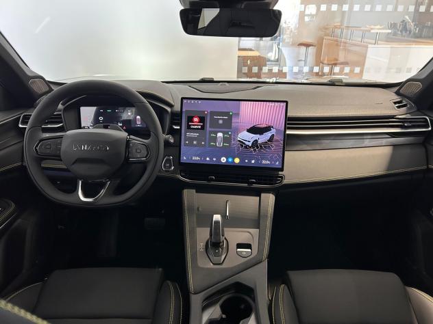 Lynk&co 01 PHEV More - Foto 4