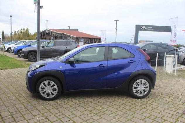 TOYOTA Aygo X 1.0 VVT-i 72 CV 5 porte Active rif. 22884529 - Foto 2