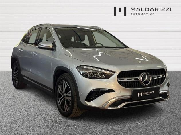 Mercedes-Benz GLA GLA-H247 2023 180 d Progressive Advanced auto