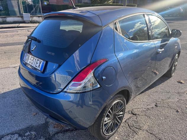 Lancia Ypsilon Ypsilon 1.0 firefly hybrid Gold s&s 70cv - Foto 5
