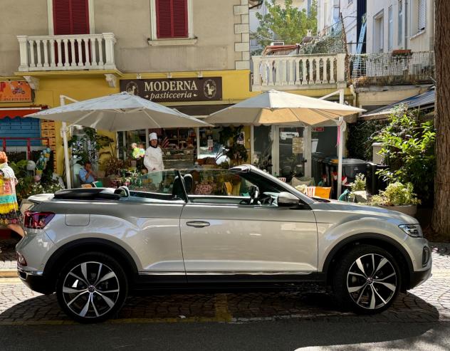 Volkswagen T-Roc Cabriolet 1.5 TSI - LEASING LEGGERE - Foto 8