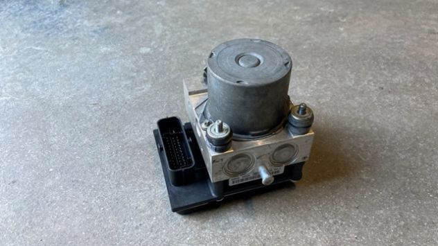 Centralina ABS Hyundai I20 1.2 benzina del 2012 (58910-1J200) - Foto 2