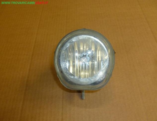 PROIETTORE FENDINEBBIA D. ALFA ROMEO 156 (932-X1)  Parti elettriche  Fanaleria  Fendinebbia dx. ALFA ROMEO - 156 - 01-04-2000 - 01-03-2002, ALFA ROMEO
