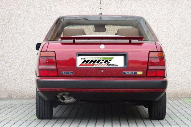 Lancia Thema 8.32 - Foto 2