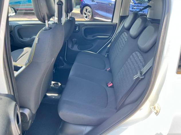 FIAT Panda 1.0 FireFly S&S Hybrid Pandina / Cross - Foto 7