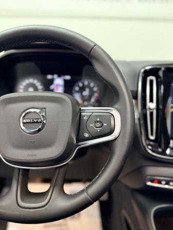 Volvo XC40 1.5 T2 aut 129cv Neopatentati Momentum 05/2022 - Foto 8