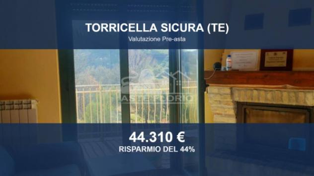 Immobile in asta di 131 m², box auto in vendita a Torricella Sicura