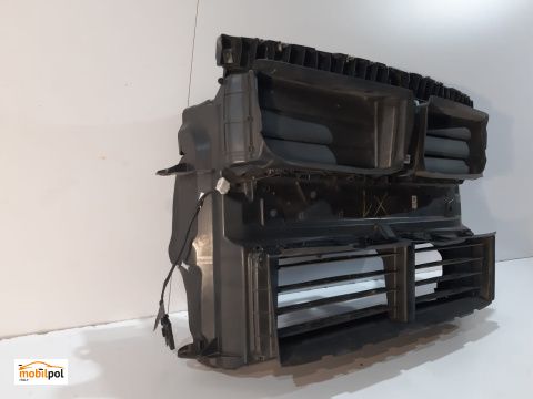 BMW X1 F48 STERZO PNEUMATICO / LOUVER - 12986 - Foto 4