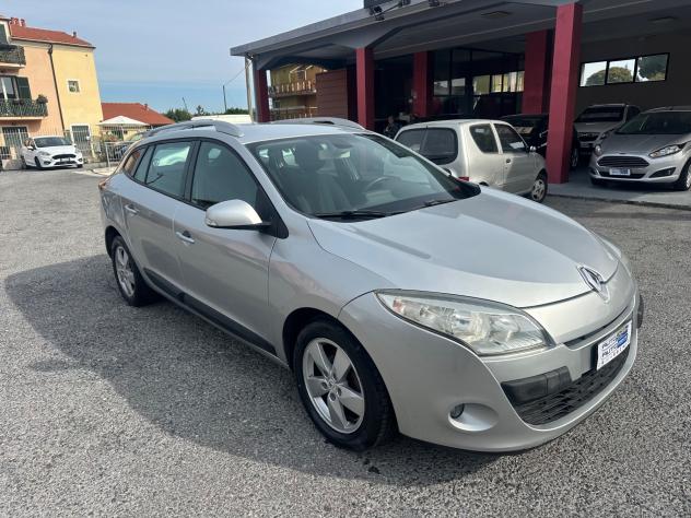 Renault Megane 1.5 DCI 110 CV Sportour Ecobusiness Premium - Foto 4
