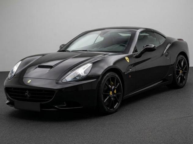 FERRARI California DCT 30 + Pack Carbonio rif. 23789741