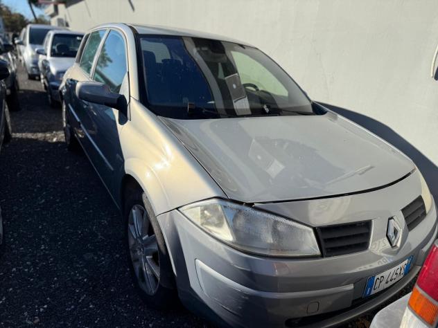 Renault Megane Mane 1.5 dCi/100CV 4 porte Confort Dynamique