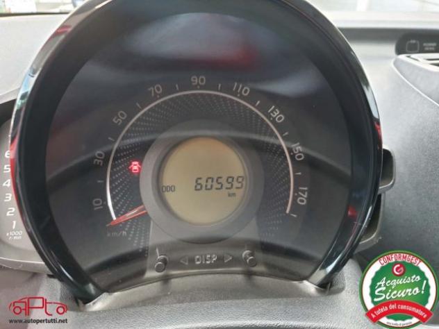 TOYOTA Aygo Connect 1.0 VVT-i 72 CV 5p x-cool rif. 20131205 - Foto 6