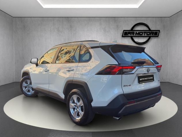 Toyota RAV4 Hybrid Business 218cv - PROMO/IVA ESP. - Foto 6