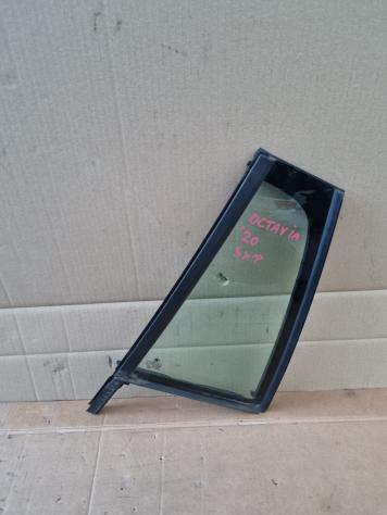 VETRO FISSO POSTERIORE SX SKODA Octavia S.Wagon 5° Serie (5E5) (1620)