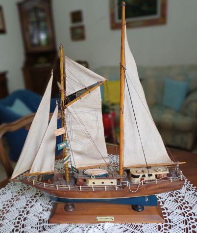 Modellino in legno della T.S. Eendracht. - Foto 4