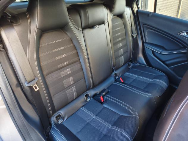 Mercedes-benz A 180 d Sport 1.5 diesel 110CV - Foto 10