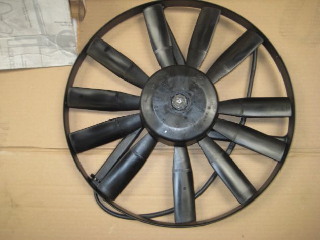 VENTOLA RAFFREDDAMENTO RADIATORE MERCEDES W124 S124 W126 A0005007993