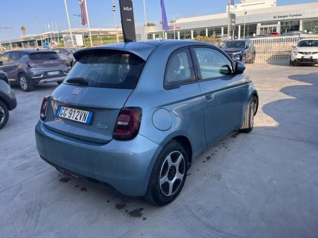 Fiat 500 500e Berlina 42 kWh Passion - Foto 3
