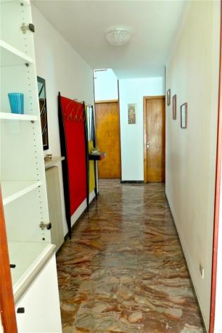 Casa pluricamere con giardino privato e pertinenza a reddito. - Foto 7