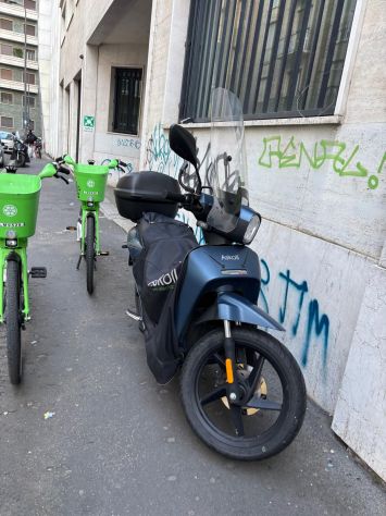 Askoll NGS3 Elettrico 125cc | Ottobre 2023 | 3.000 km | Accessori inclusi
