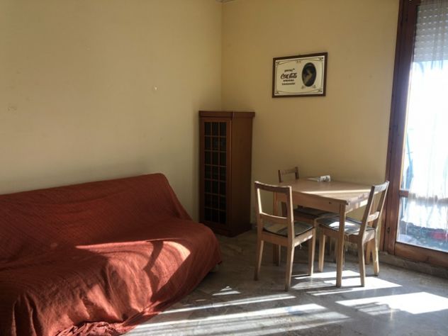 Prato est piccolo appartamento 40 mq - Foto 4