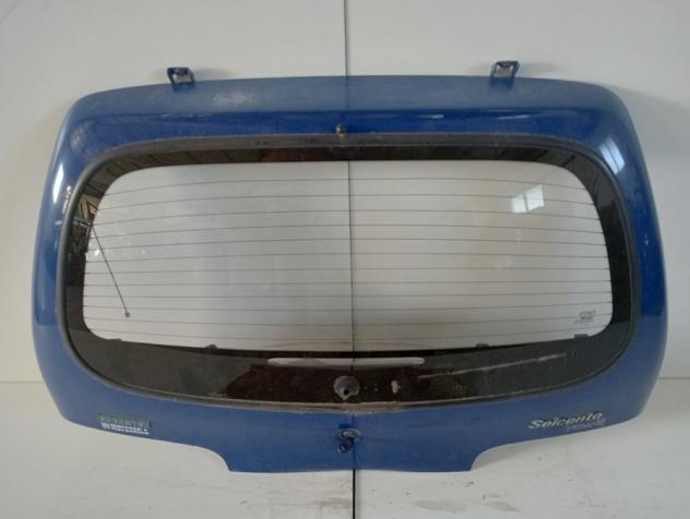 PORTELLO BLU CON MOT E VETRO BIANCO (LEGGERMENTE SFOGLIATO SOPRA)  Carrozzeria  Lamierati esterni  Portello  Portello post. FIAT - SEICENTO - 01-03-19
