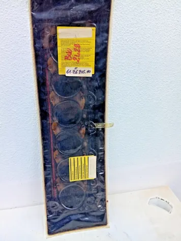 Victor Reinz Guarnizione Testa Cilindro per BMW 61-26205-30